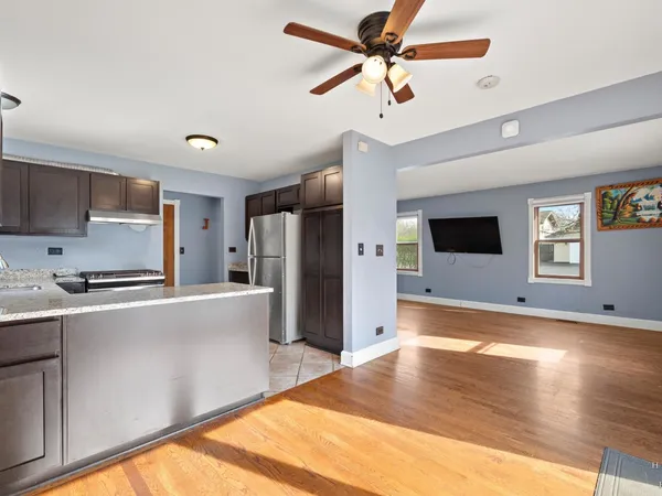 $429,900 | 27W150 James Avenue, West Chicago, IL 60185