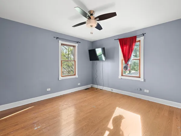 $429,900 | 27W150 James Avenue, West Chicago, IL 60185