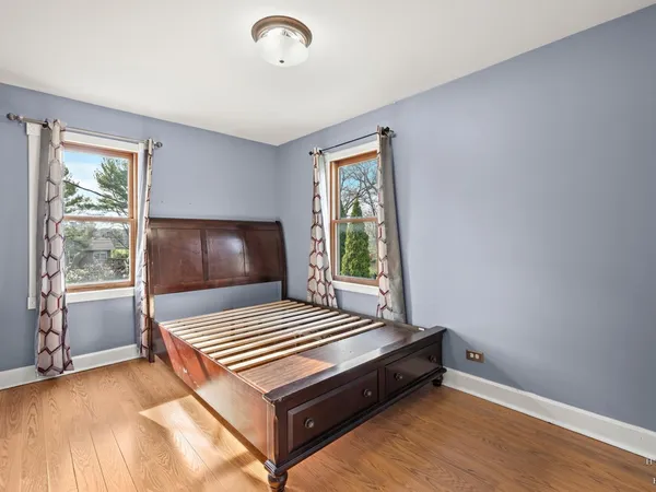 $429,900 | 27W150 James Avenue, West Chicago, IL 60185