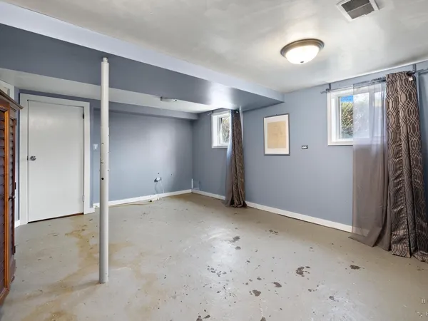 $429,900 | 27W150 James Avenue, West Chicago, IL 60185