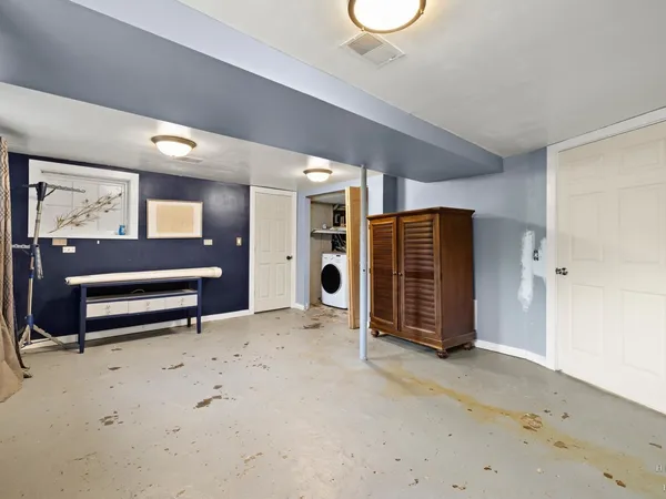 $429,900 | 27W150 James Avenue, West Chicago, IL 60185