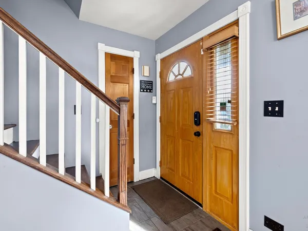 $429,900 | 27W150 James Avenue, West Chicago, IL 60185