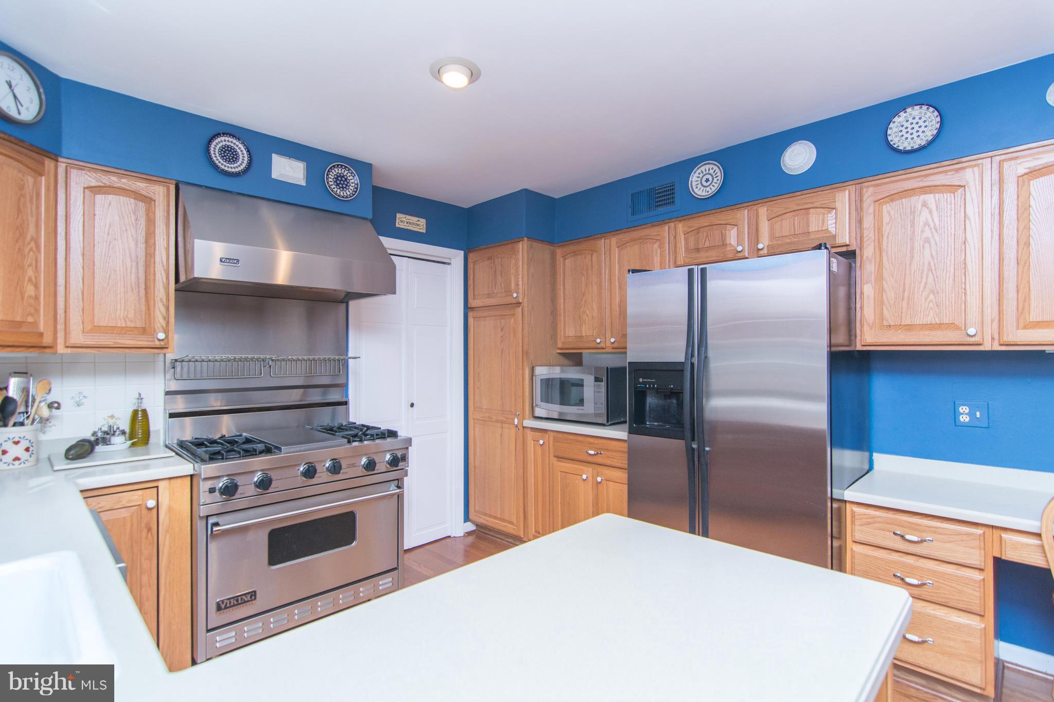 9314 Dunloggin Road Ellicott City, MD 21042 - Photo 11 of 30 Kitchen