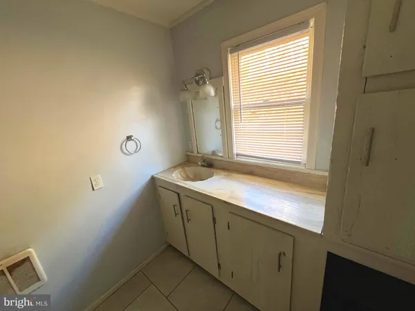 $198,000 | 7934 North River Road, Rio, WV 26755