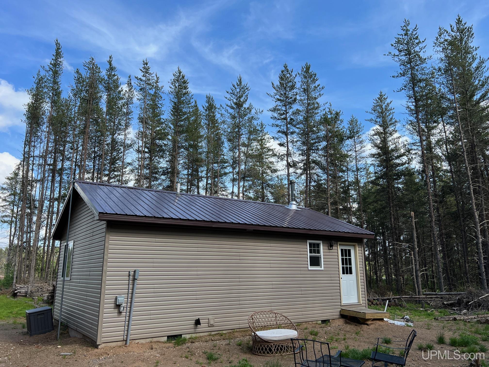 8670 County Road CD Ishpeming, MI 49849 - Photo 2 of 29 Gallery Image 2