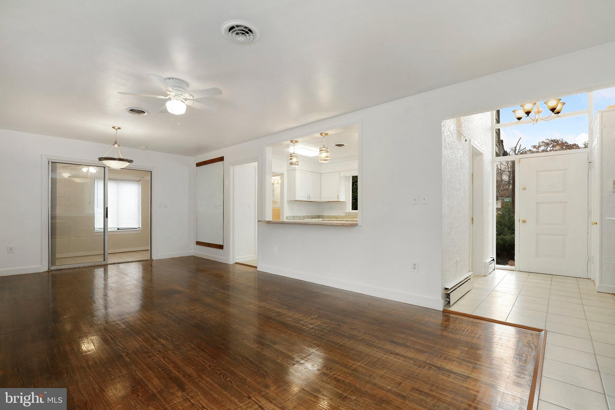 17716 Longdraft Road Gaithersburg, MD 20878 - Photo 12 of 42 Gallery Image 12
