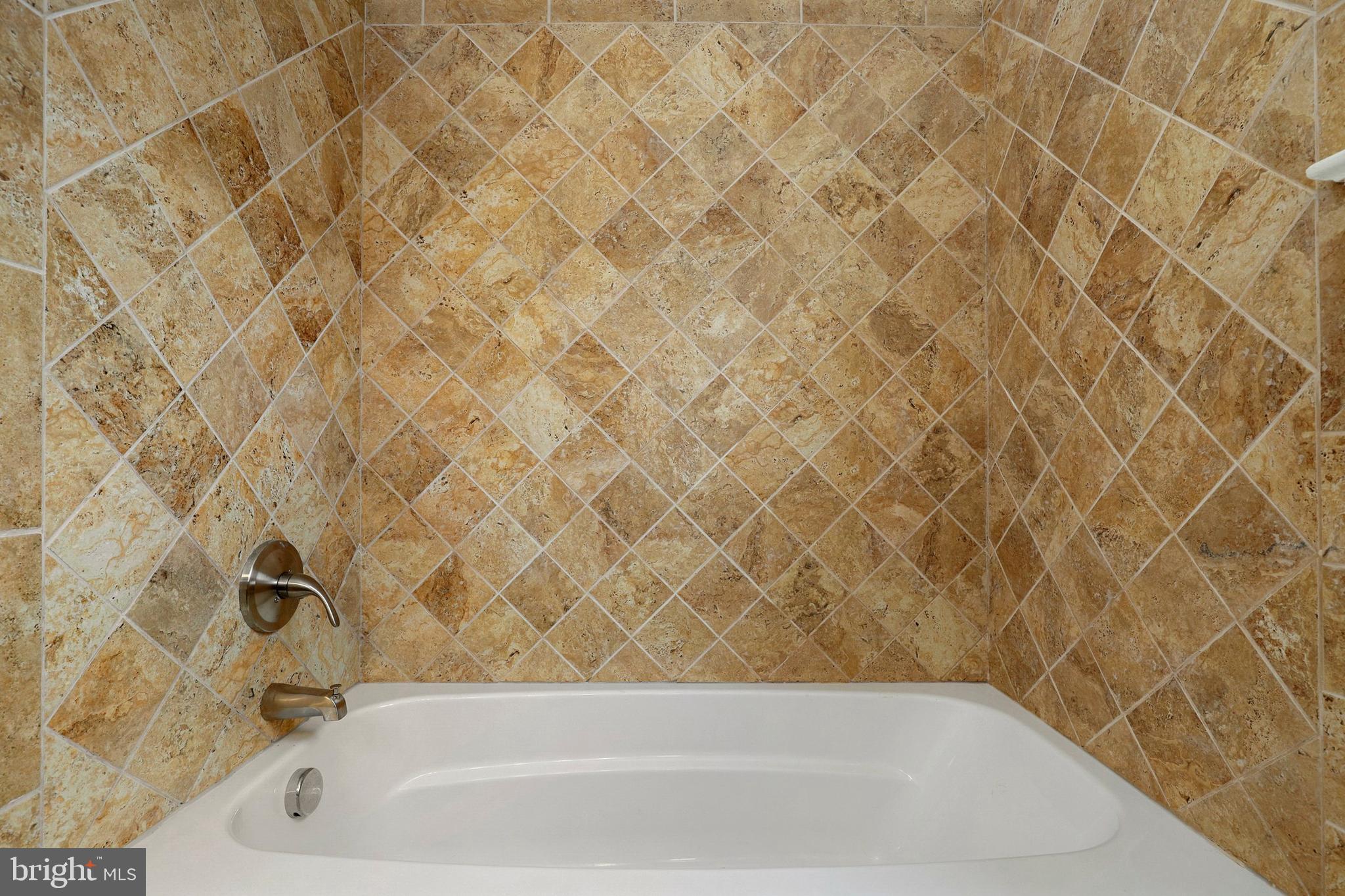 17716 Longdraft Road Gaithersburg, MD 20878 - Photo 22 of 42 Gallery Image 22