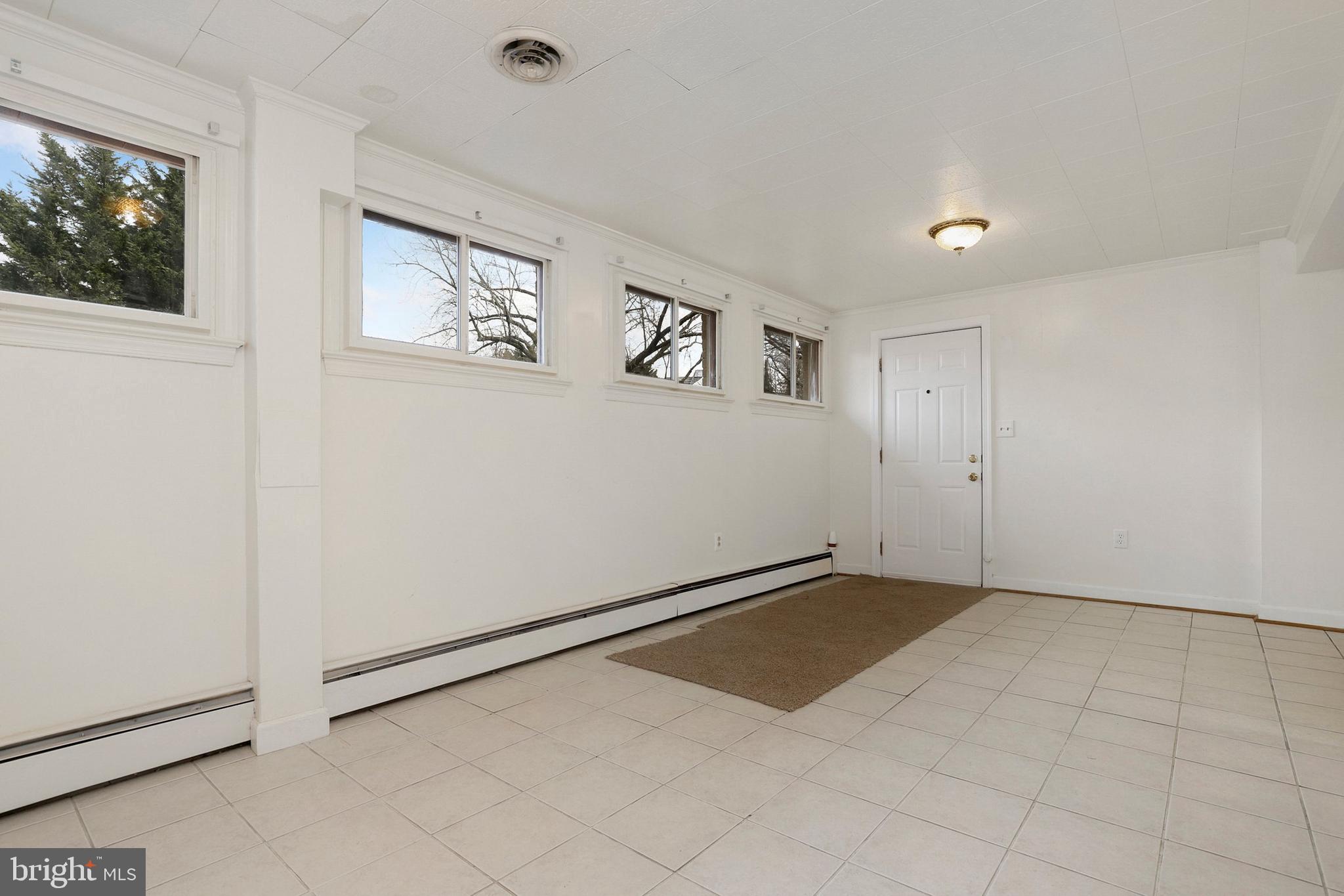 17716 Longdraft Road Gaithersburg, MD 20878 - Photo 24 of 42 Gallery Image 24
