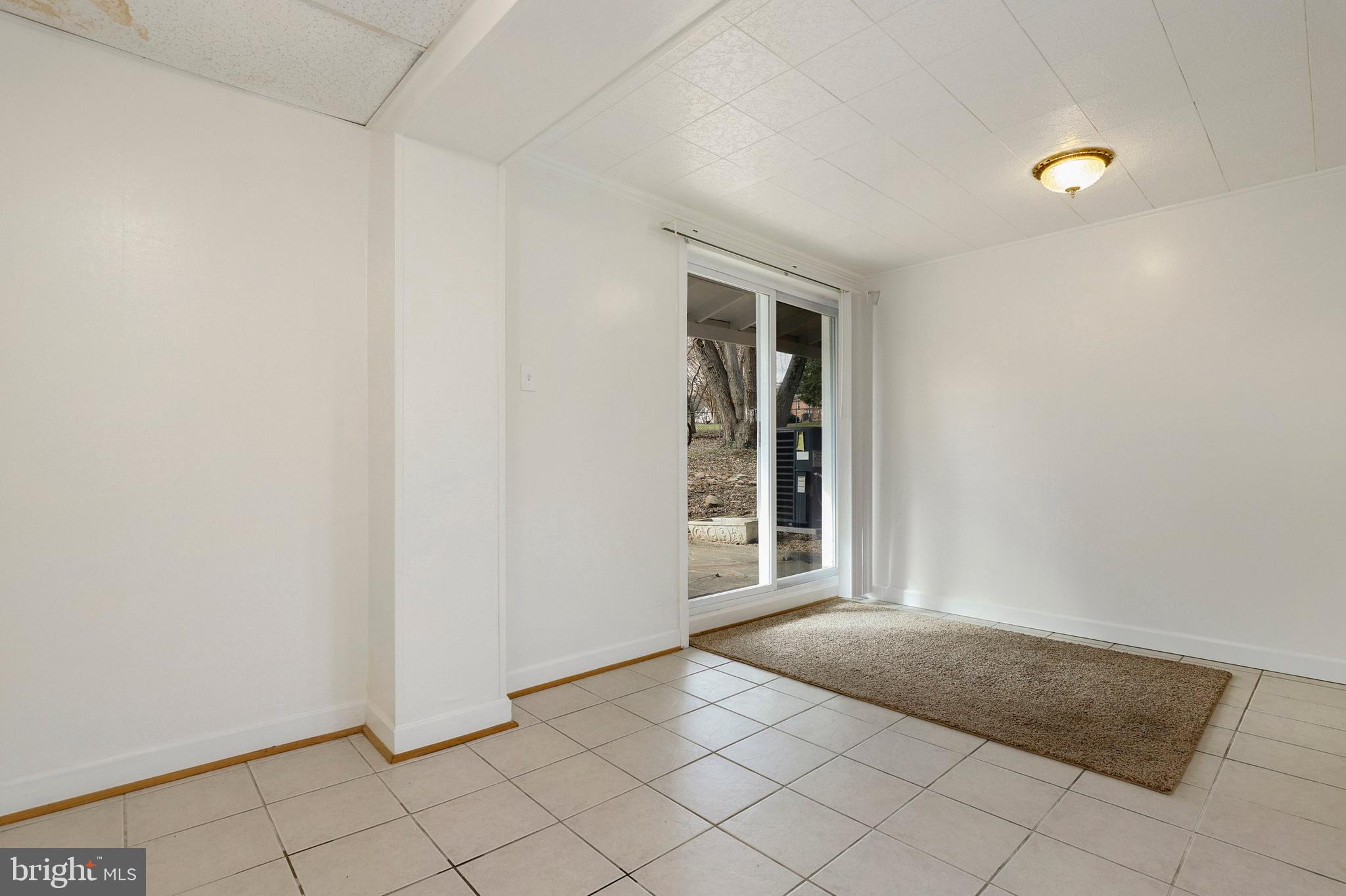 17716 Longdraft Road Gaithersburg, MD 20878 - Photo 27 of 42 Gallery Image 27