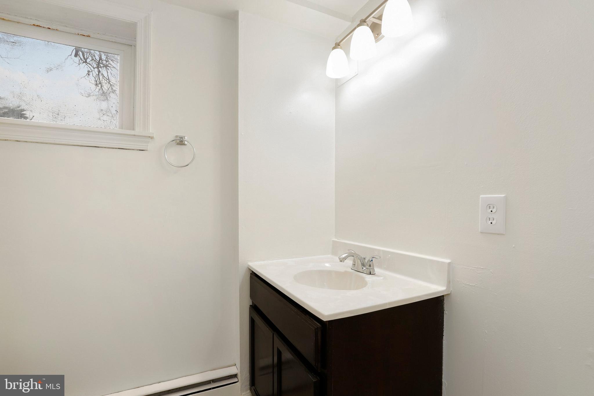 17716 Longdraft Road Gaithersburg, MD 20878 - Photo 31 of 42 Gallery Image 31
