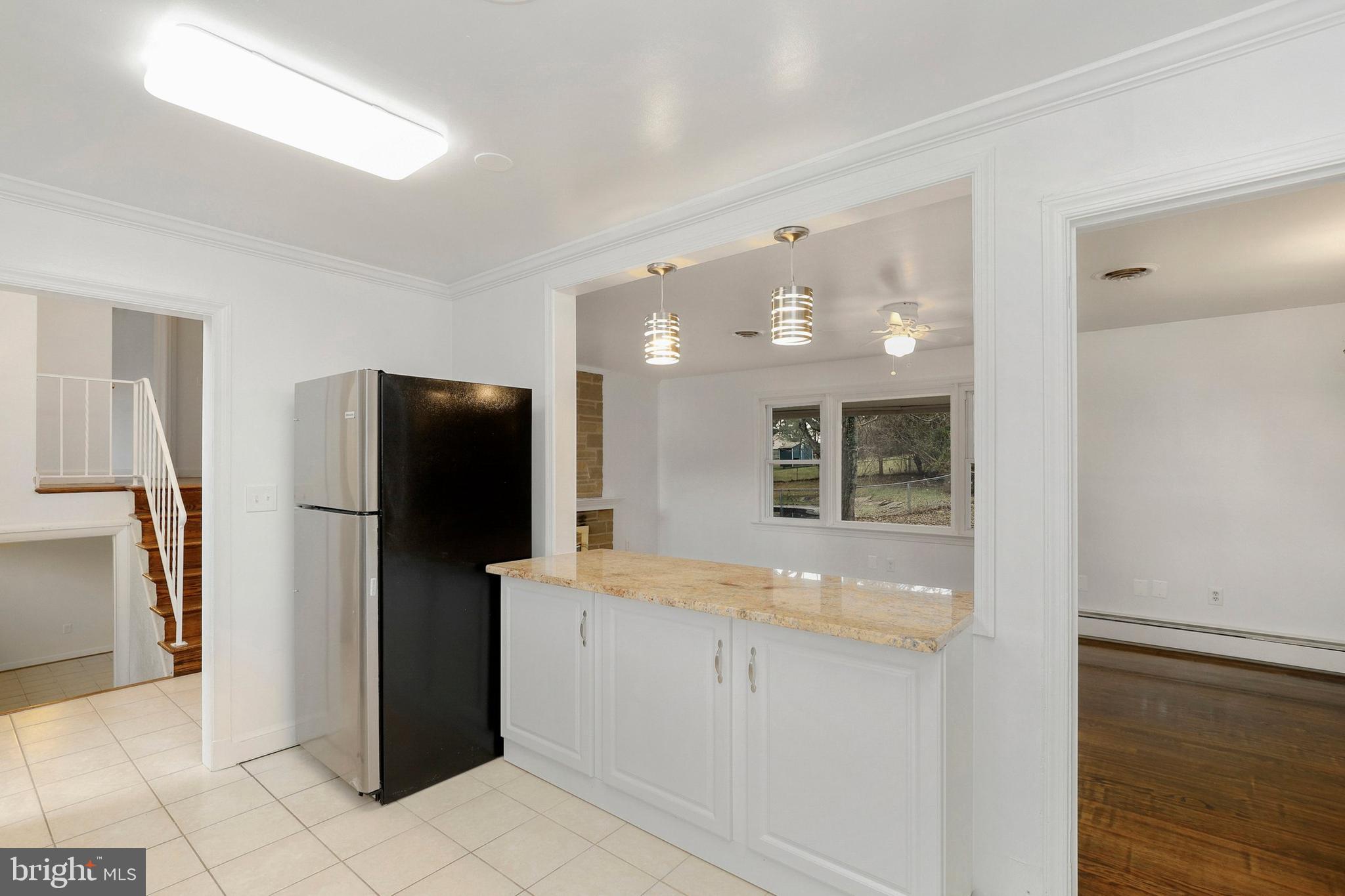 17716 Longdraft Road Gaithersburg, MD 20878 - Photo 9 of 42 Gallery Image 9