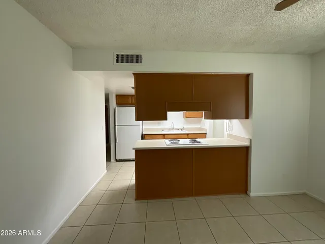 $1,800 | 247 East 7th Drive, Mesa, AZ 85210