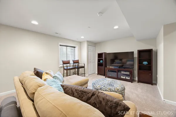 $495,000 | 2996 Henley Lane, Naperville, IL 60540
