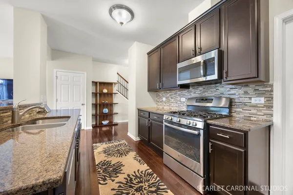 $495,000 | 2996 Henley Lane, Naperville, IL 60540