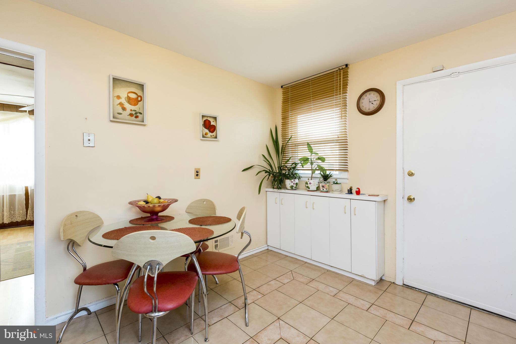 6705 Baythorne Road Baltimore, MD 21209 - Photo 14 of 30 Kitchen