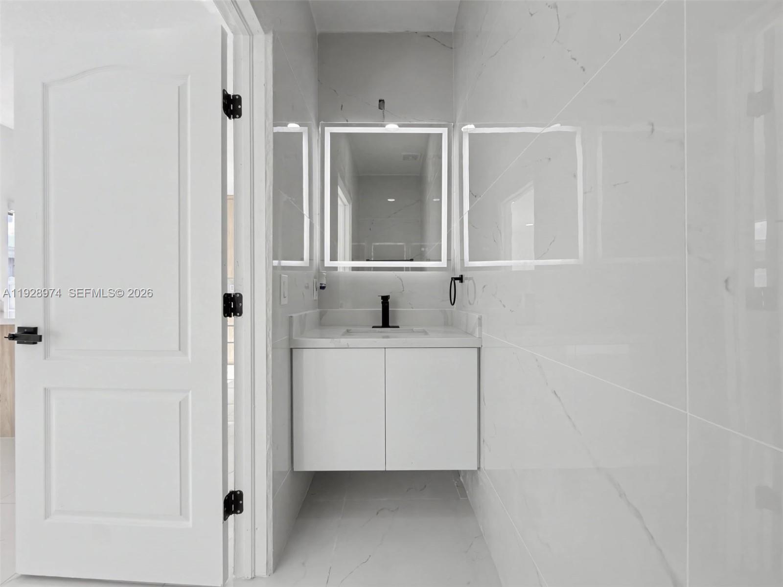 15064 Southwest 30th Terrace Miami, FL 33185 - Photo 18 of 60