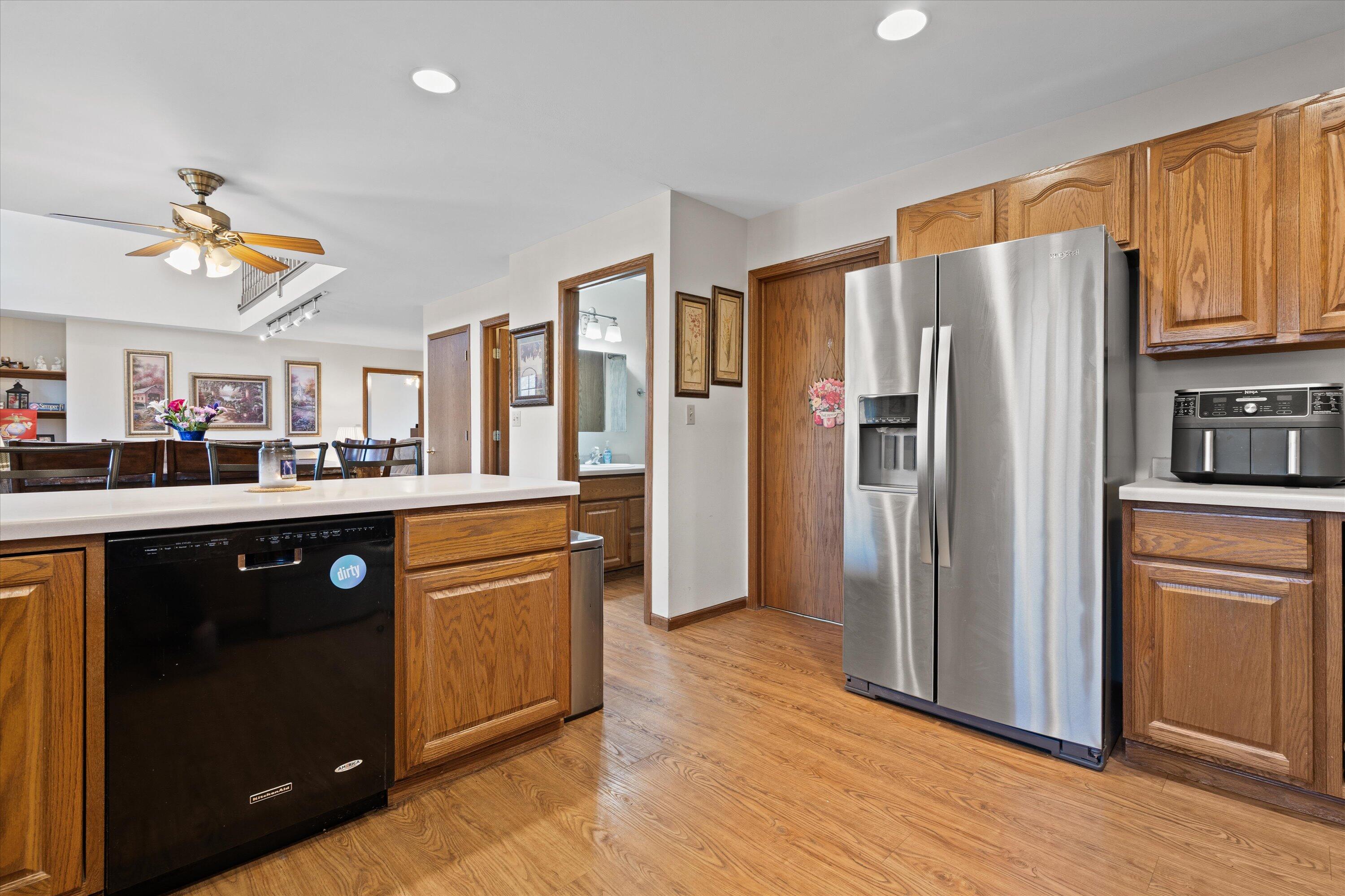 3209 South Ridge Crest Court, Unit 3211 New Berlin, WI 53151 - Photo 11 of 58 11