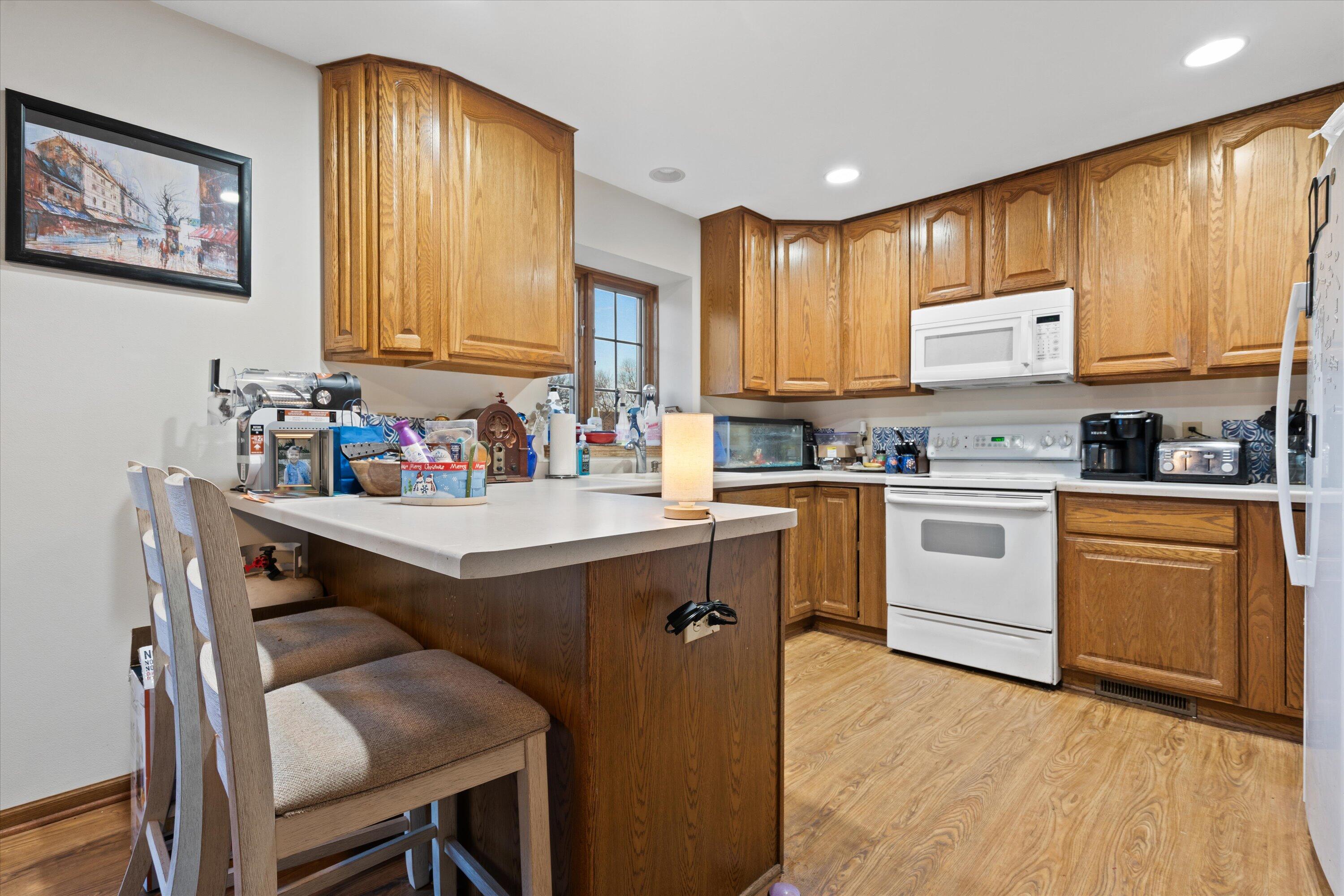 3209 South Ridge Crest Court, Unit 3211 New Berlin, WI 53151 - Photo 34 of 58 34