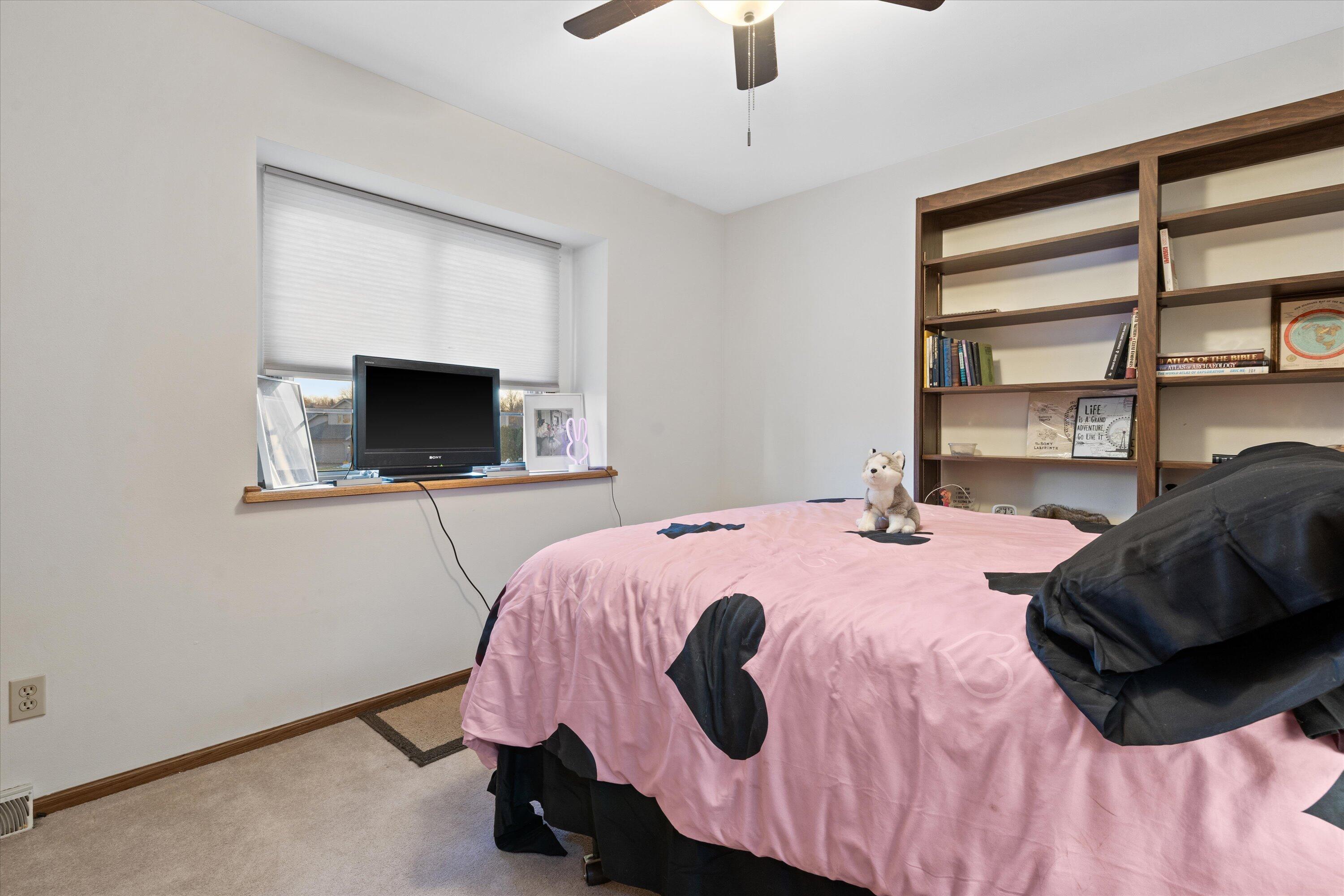 3209 South Ridge Crest Court, Unit 3211 New Berlin, WI 53151 - Photo 39 of 58 39