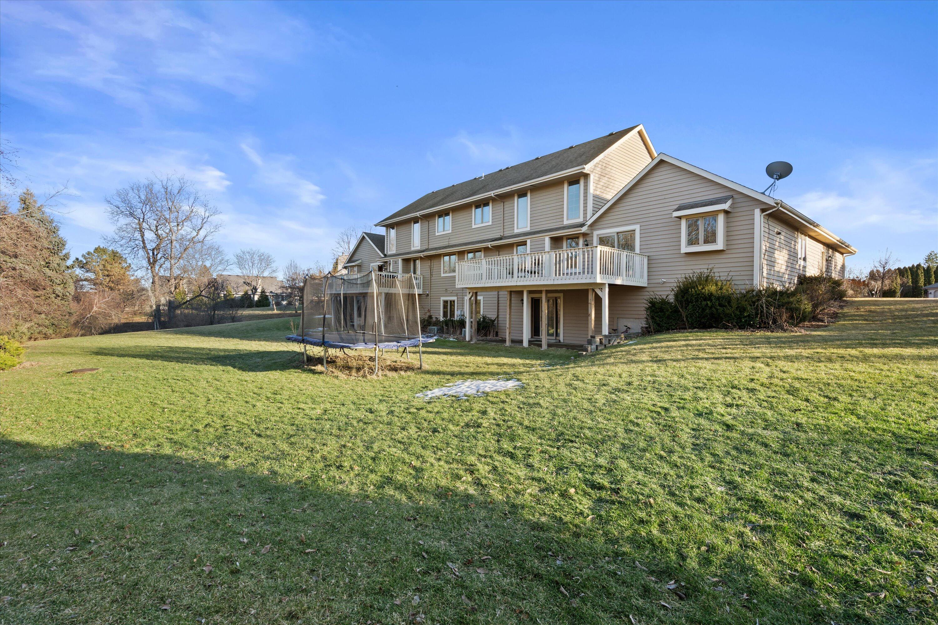 3209 South Ridge Crest Court, Unit 3211 New Berlin, WI 53151 - Photo 50 of 58 50