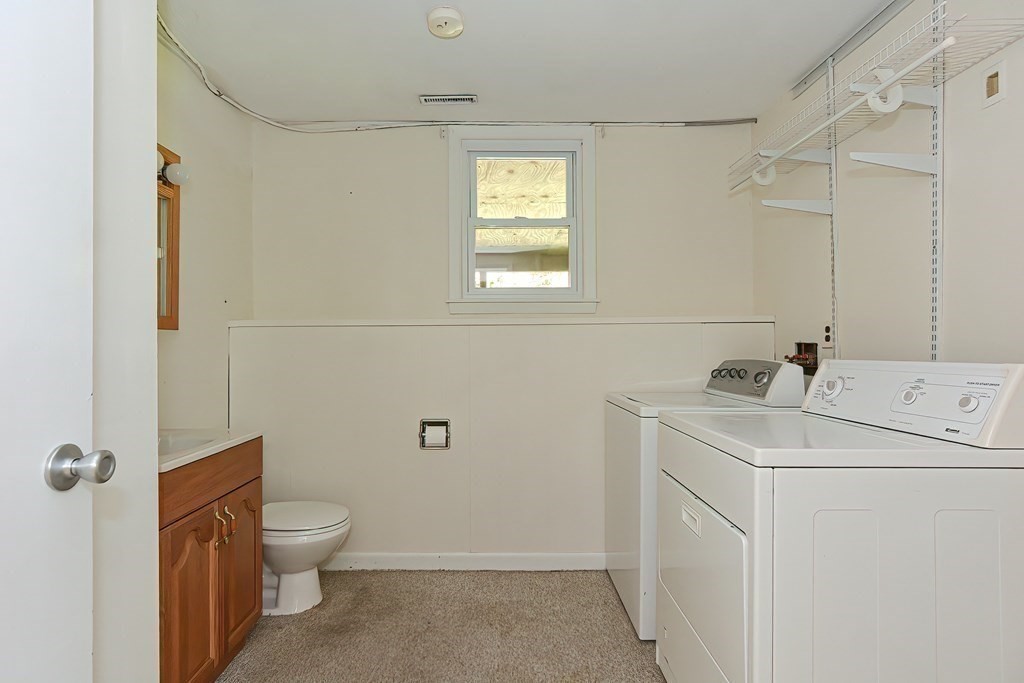 49 Pinecrest Road Holliston, MA 01746 - Photo 32 of 34 Gallery Image 32