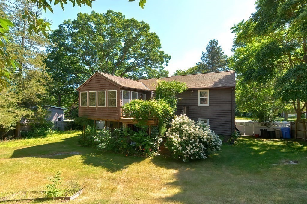 49 Pinecrest Road Holliston, MA 01746 - Photo 5 of 34 Gallery Image 5