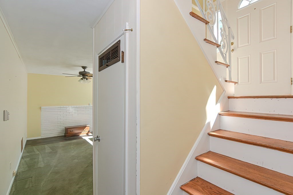49 Pinecrest Road Holliston, MA 01746 - Photo 8 of 34 Gallery Image 8