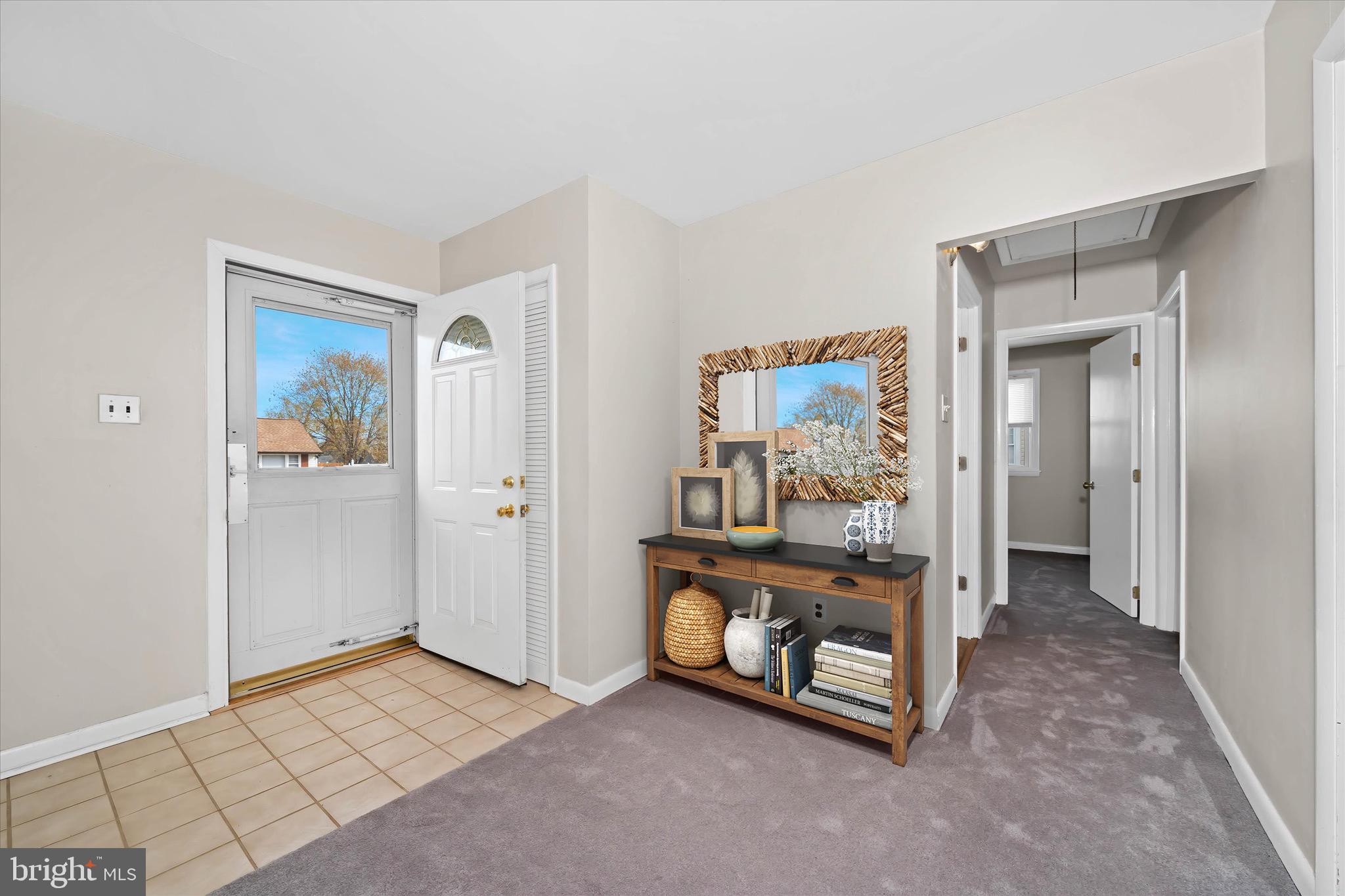 124 Festone Avenue New Castle, DE 19720 - Photo 6 of 43 a view of an empty room and bathroom