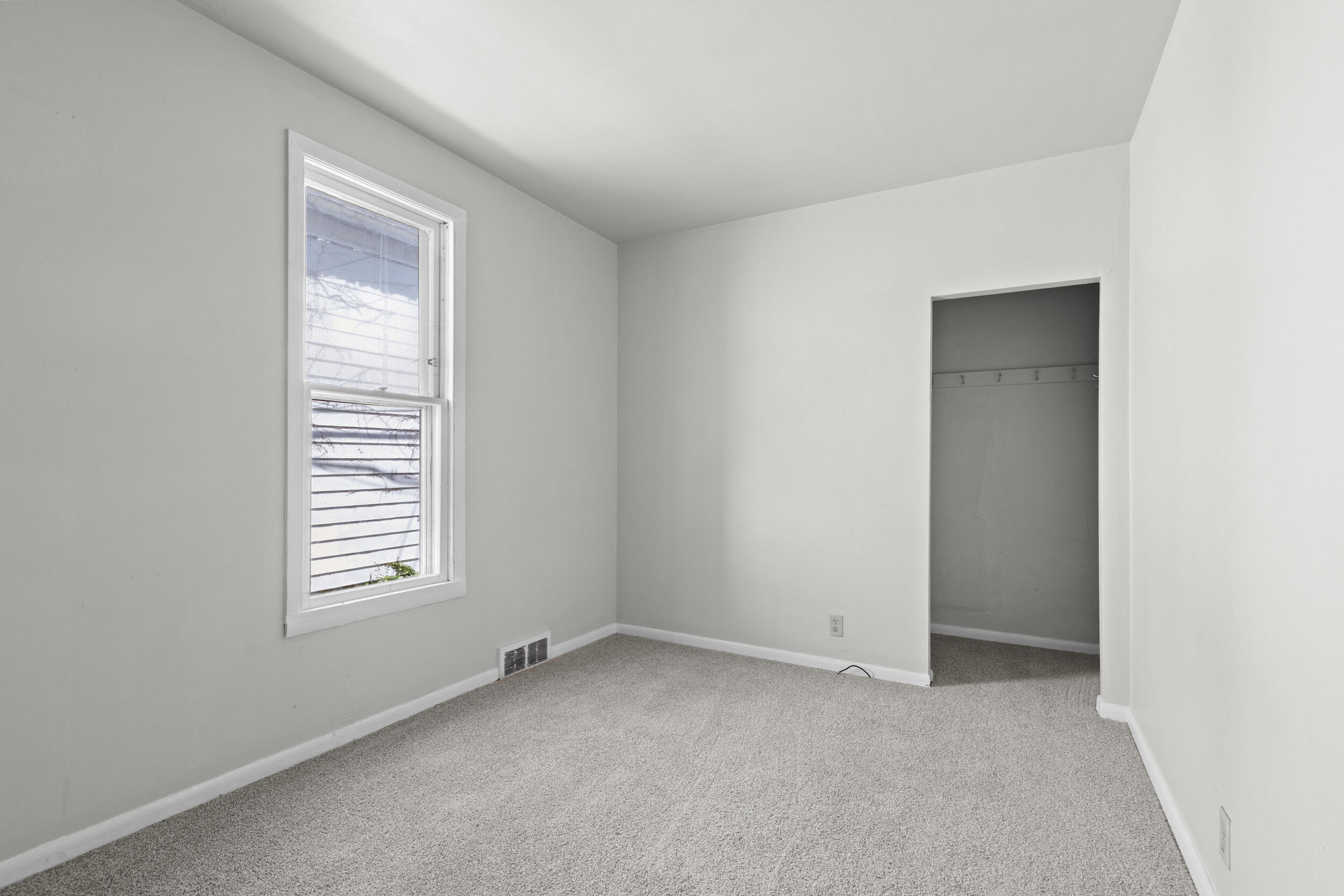 2122 South 26th Street, Unit 2122A Milwaukee, WI 53215 - Photo 11 of 26 Nice room sizes
