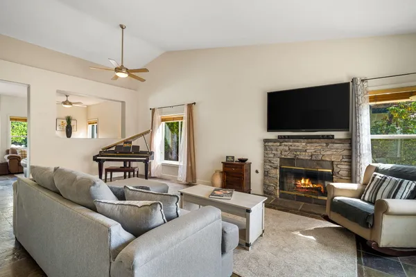 $759,000 | 1598 Amelia Way, Palm Springs, CA 92262
