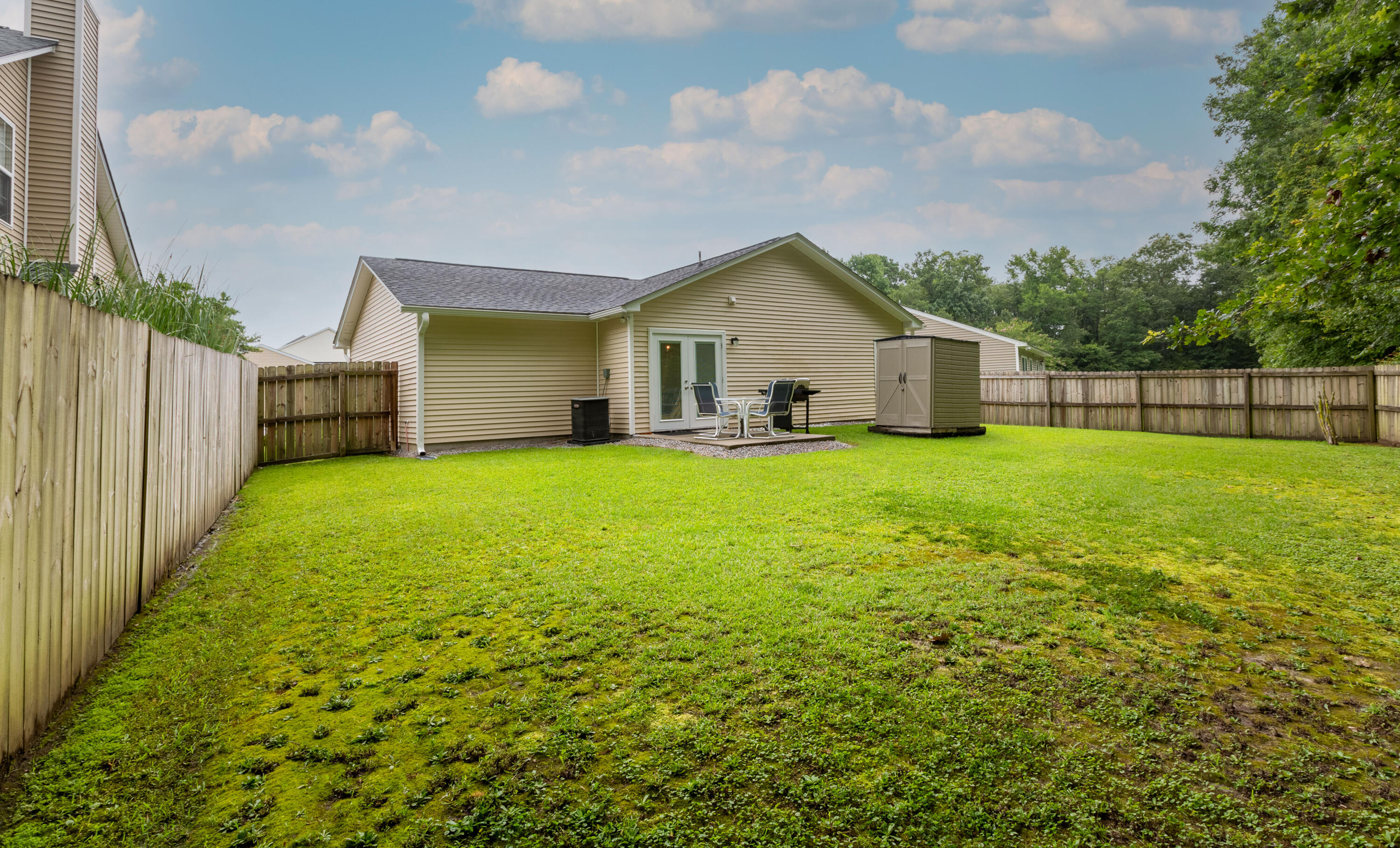 256 Island Green Road Goose Creek, SC 29445 - Photo 19 of 22 256_Island_Green_Brett_Martin_Photograph