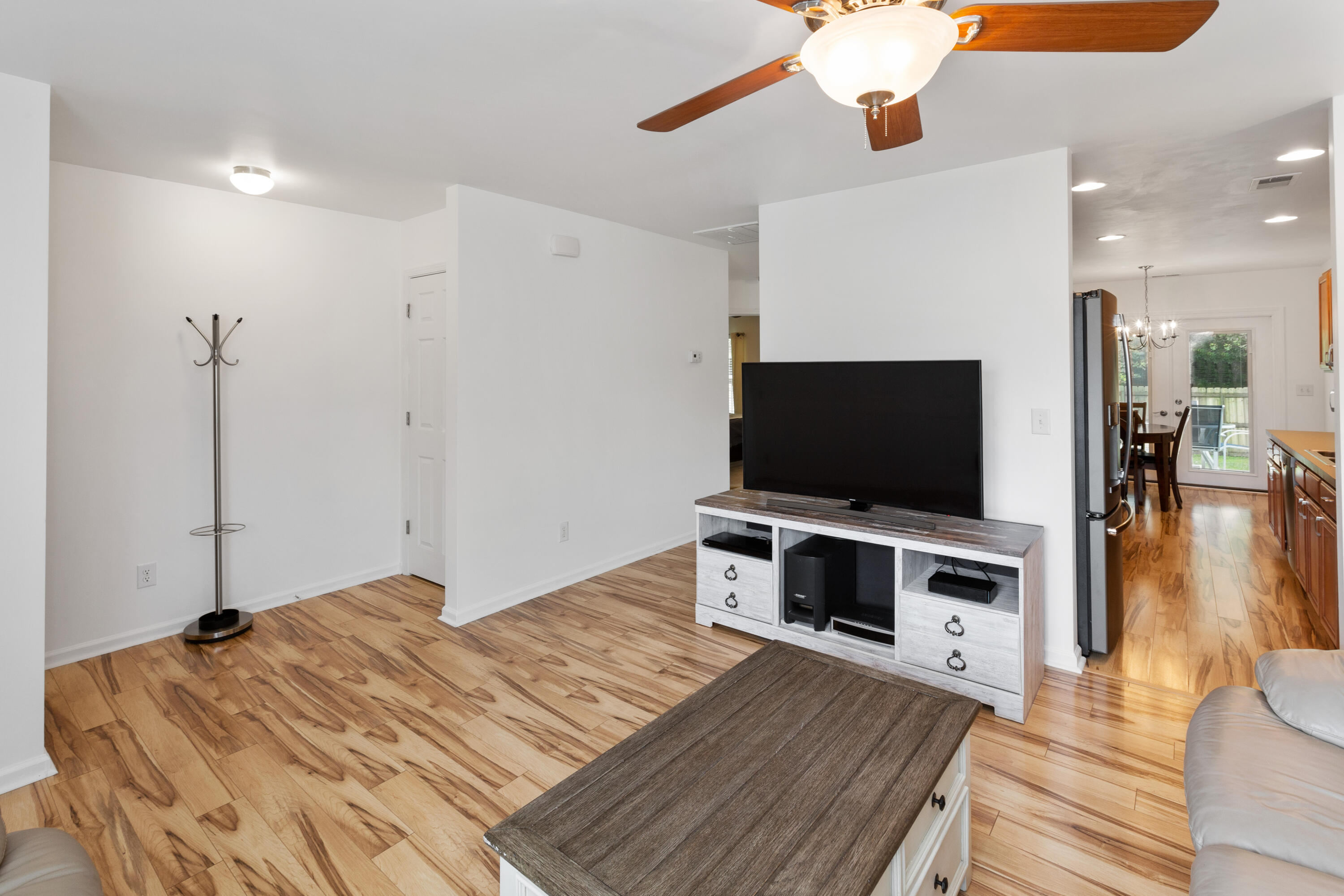 256 Island Green Road Goose Creek, SC 29445 - Photo 6 of 22 256_Island_Green_Brett_Martin_Photograph