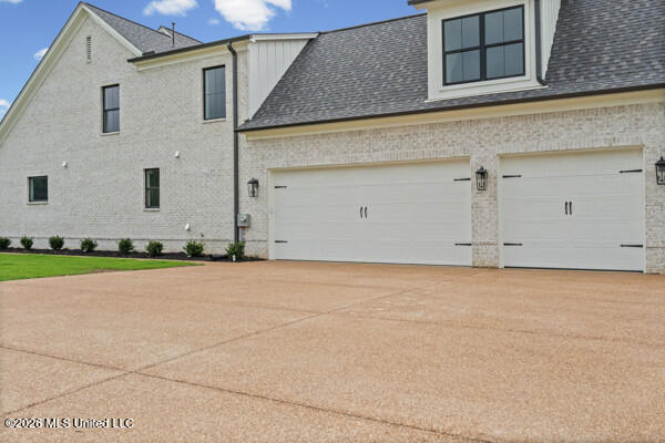 364 Camp Crossing Hernando, MS 38632 - Photo 36 of 39 65-side view