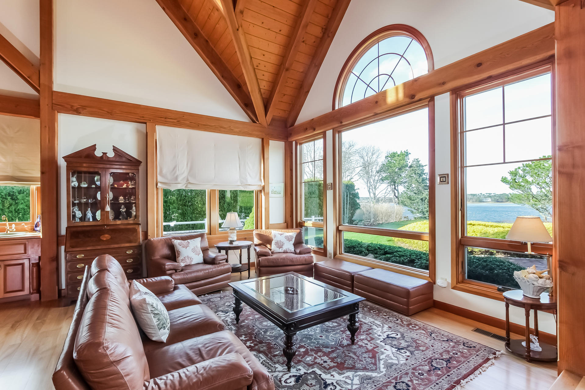 004-photo-living-room-6578948