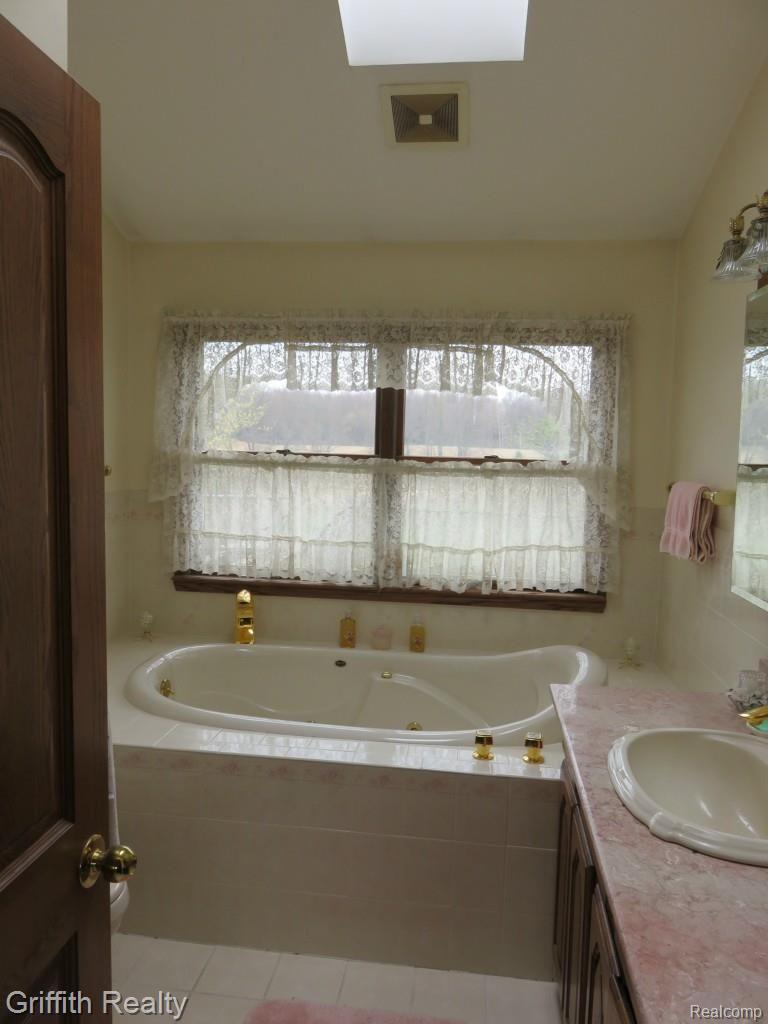 20563 Wasson Road Pinckney, MI 48169 - Photo 28 of 44 Wasson & Newberry 040.jpg