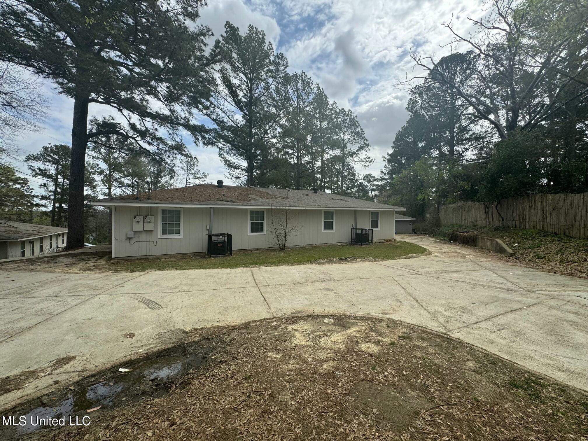 219-21 Lawrence Road Jackson, MS 39206 - Photo 12 of 12 tempImagewHg1MP