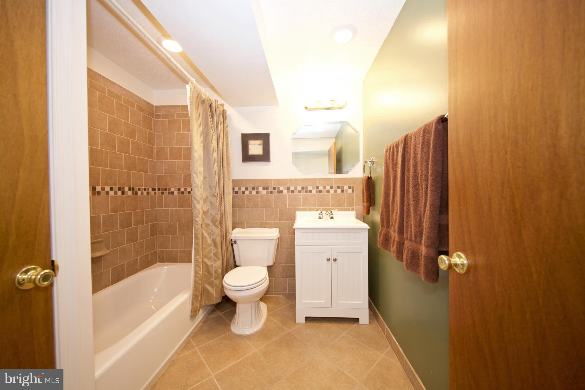 39 Boxthorn Road Abingdon, MD 21009 - Photo 14 of 30 Bath (Master)