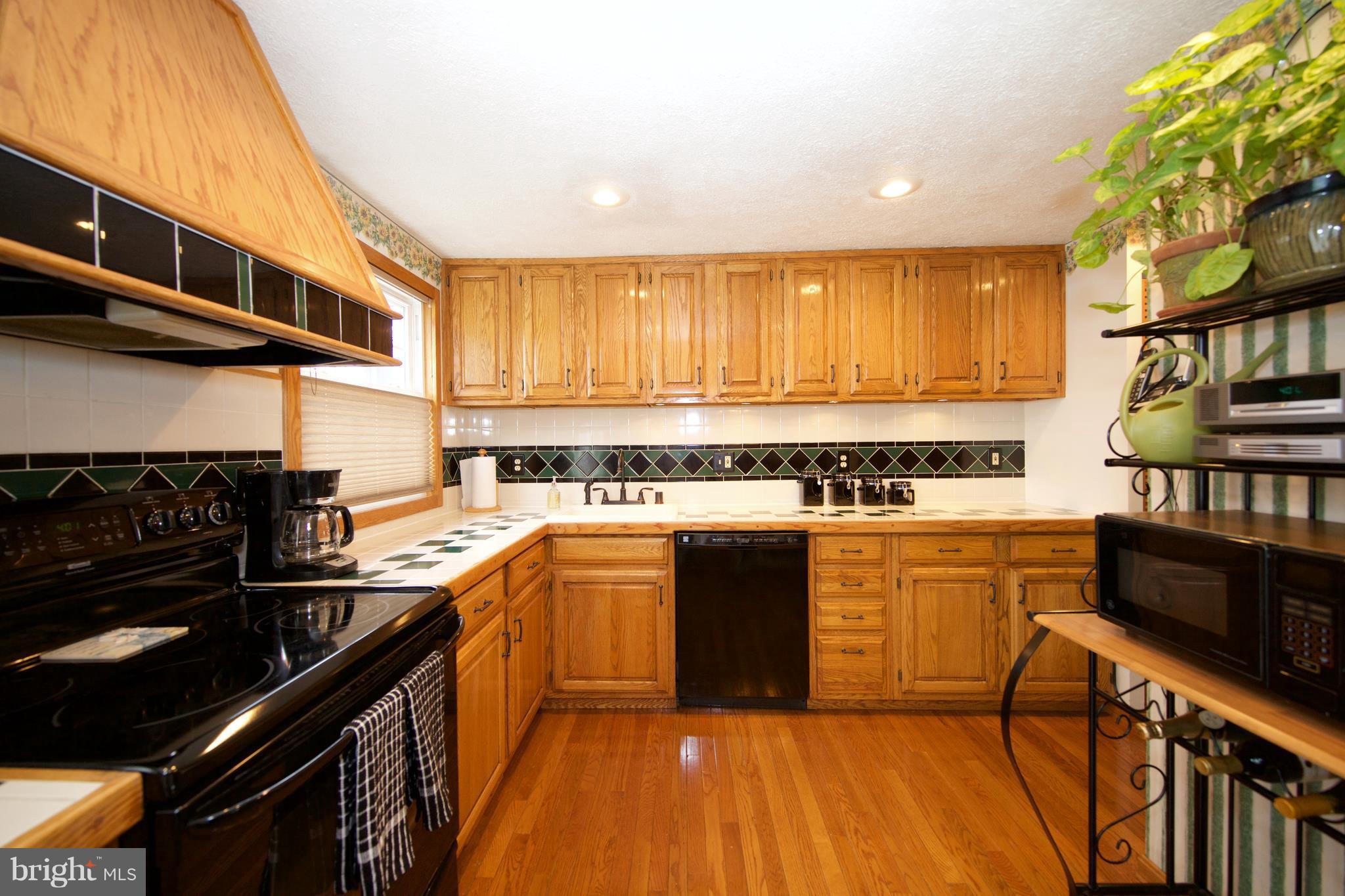 39 Boxthorn Road Abingdon, MD 21009 - Photo 8 of 30 Kitchen