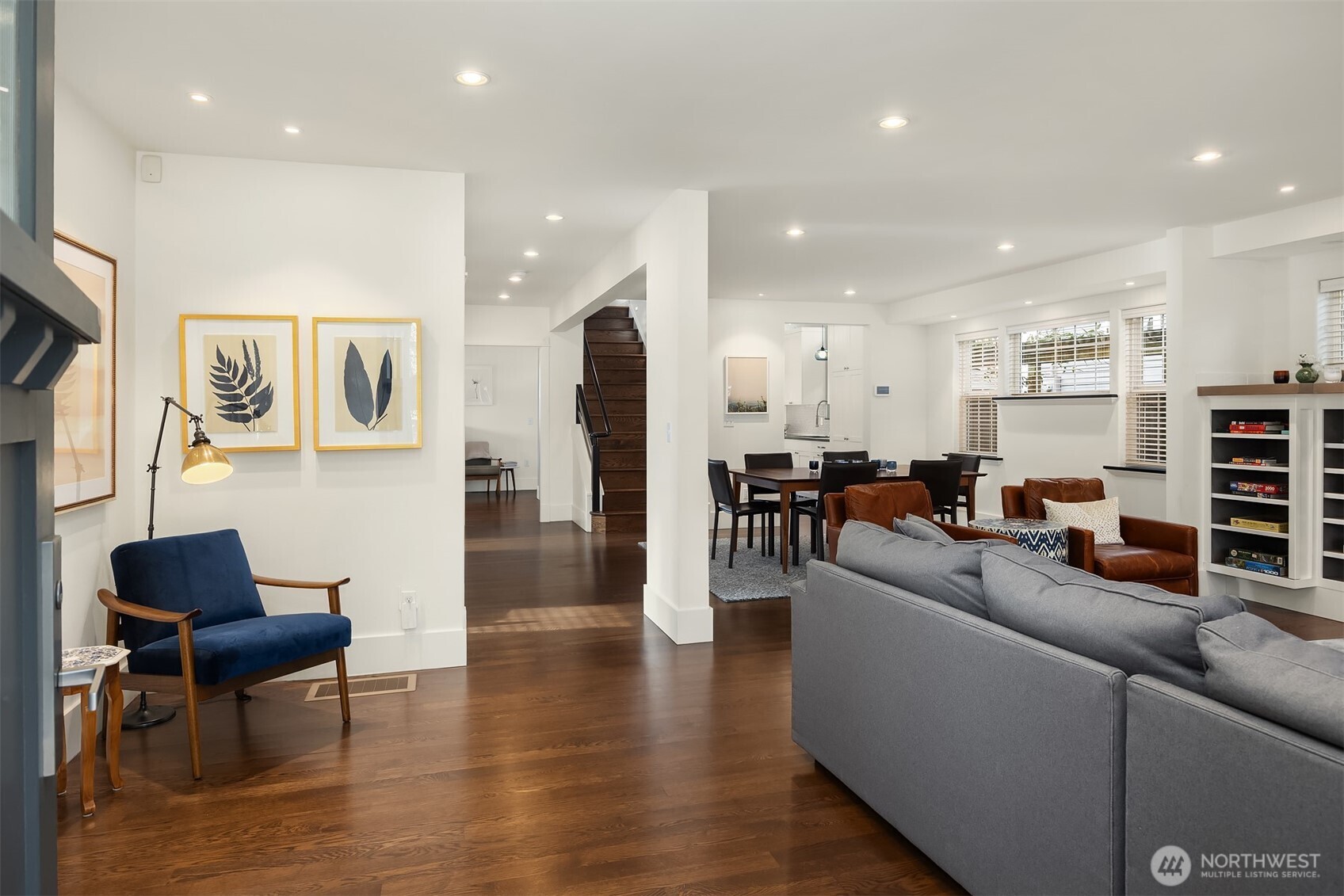 4003 Densmore Avenue North Seattle, WA 98103 - Photo 3 of 33