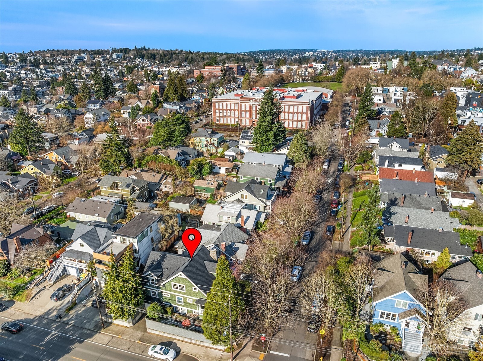 4003 Densmore Avenue North Seattle, WA 98103 - Photo 32 of 33