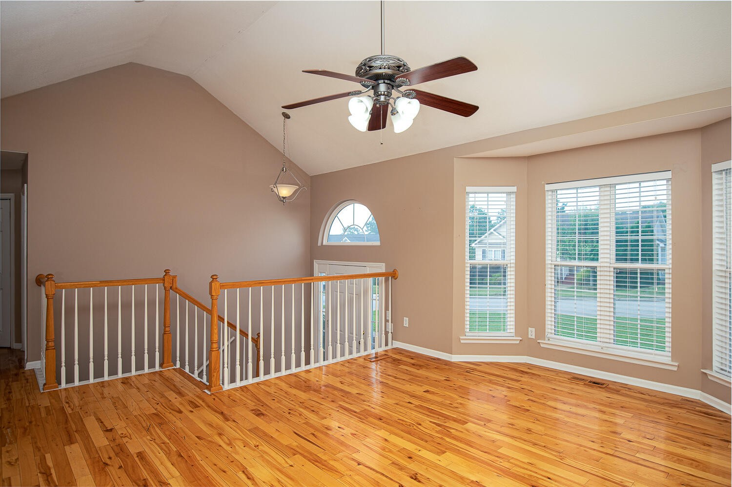 7194 British Road Ooltewah, TN 37363 - Photo 2 of 22