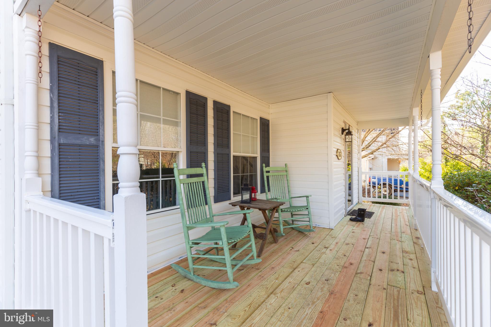 266 Hilltop Road Lusby, MD 20657 - Photo 2 of 30 Refinished front porch.