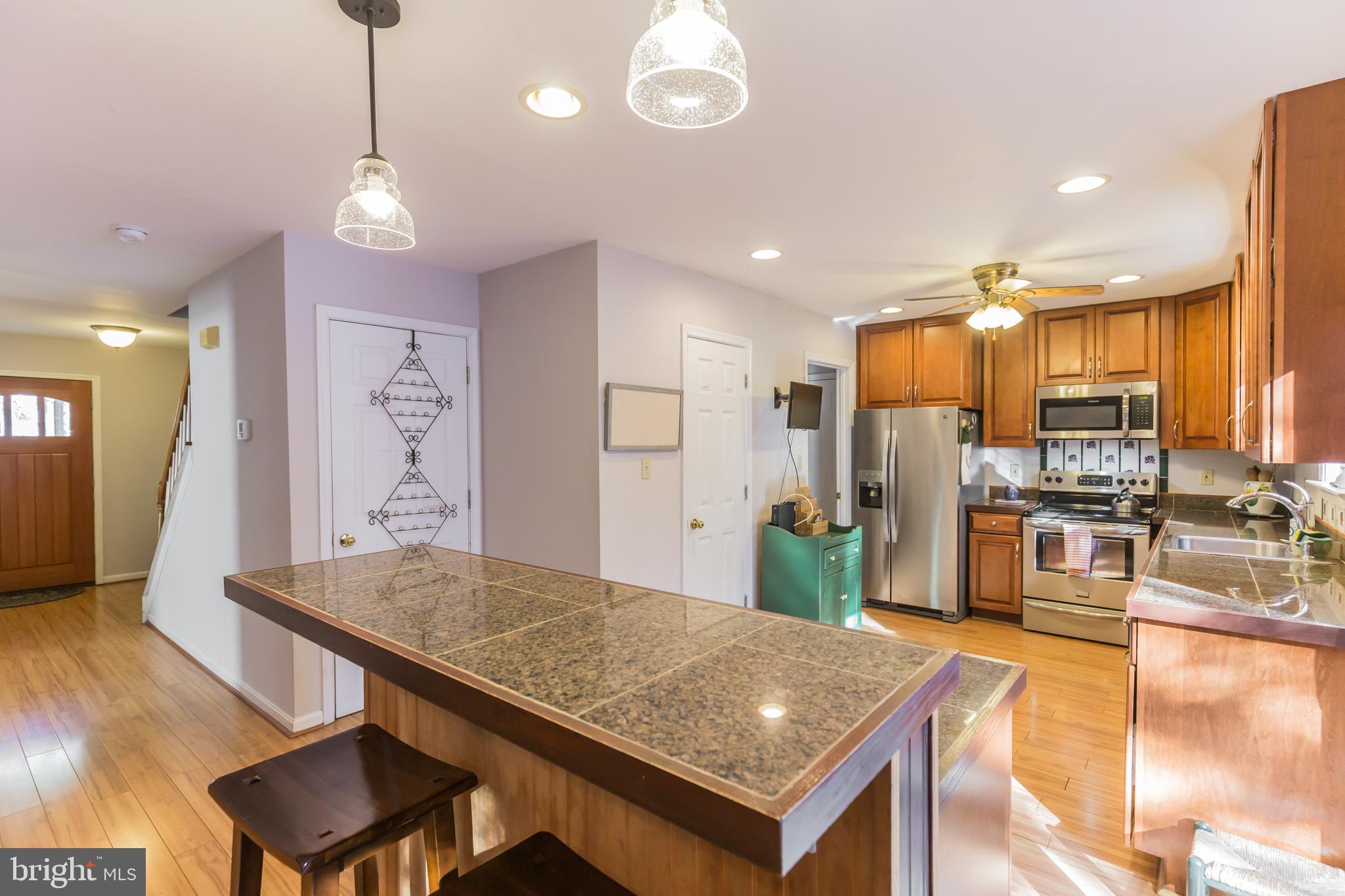 266 Hilltop Road Lusby, MD 20657 - Photo 5 of 30 Gallery Image 5