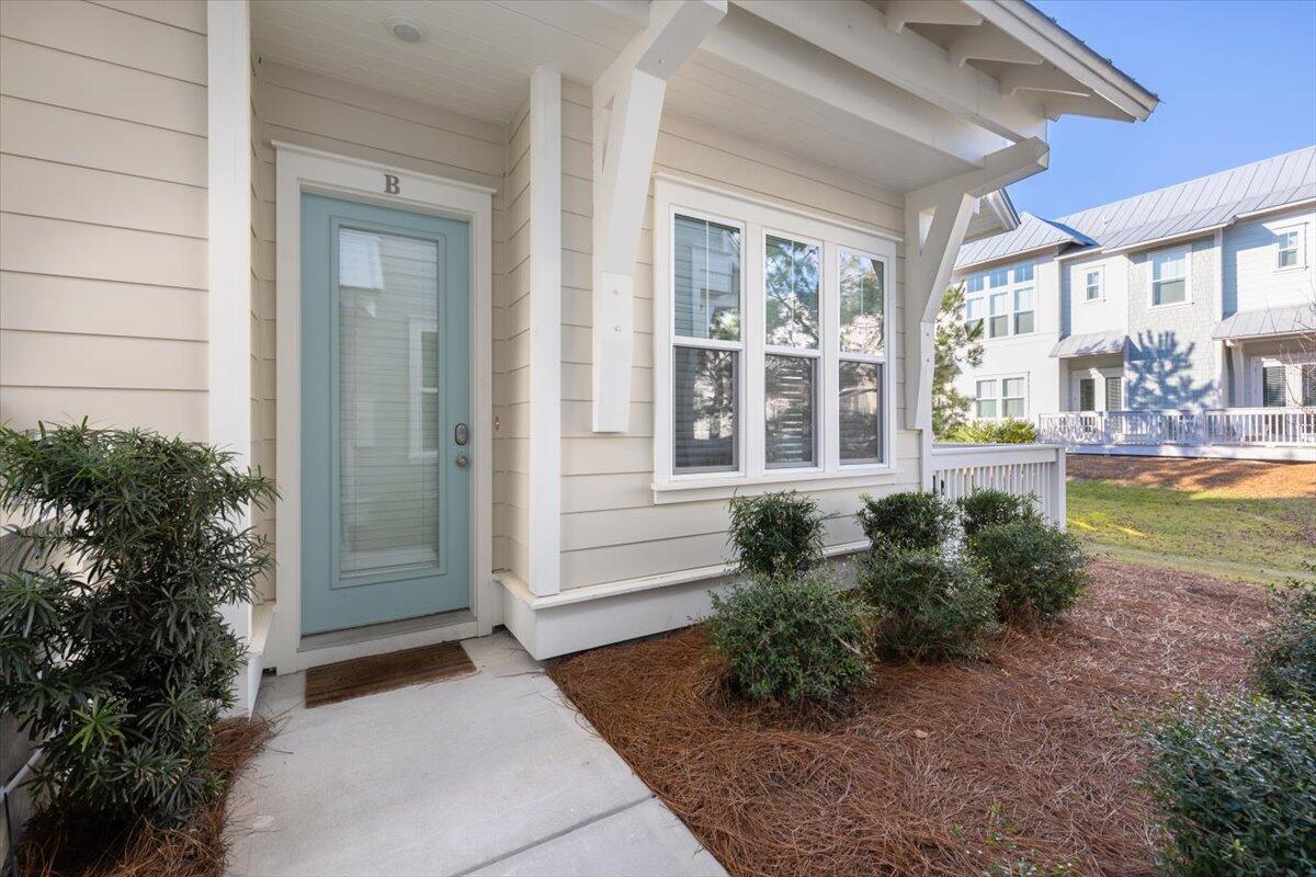 36 York Lane, Unit B Inlet Beach, FL 32461 - Photo 5 of 33 Front entrance