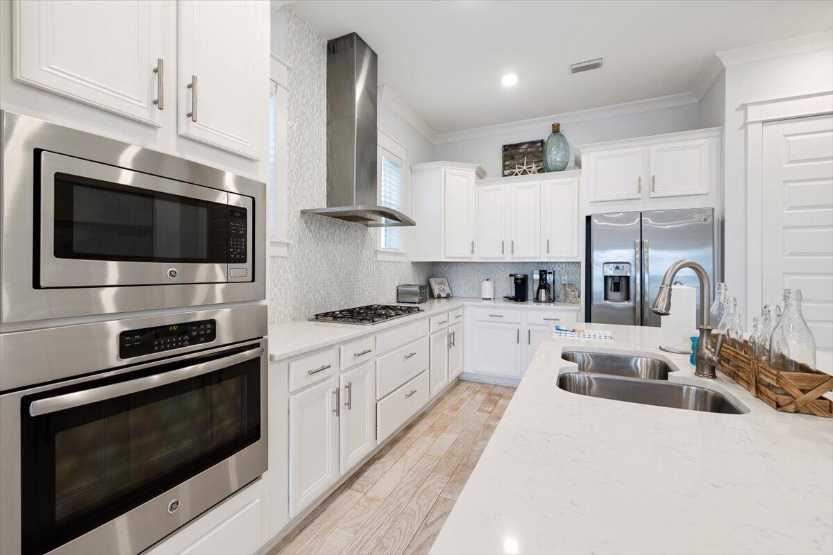 36 York Lane, Unit B Inlet Beach, FL 32461 - Photo 8 of 33 Kitchen