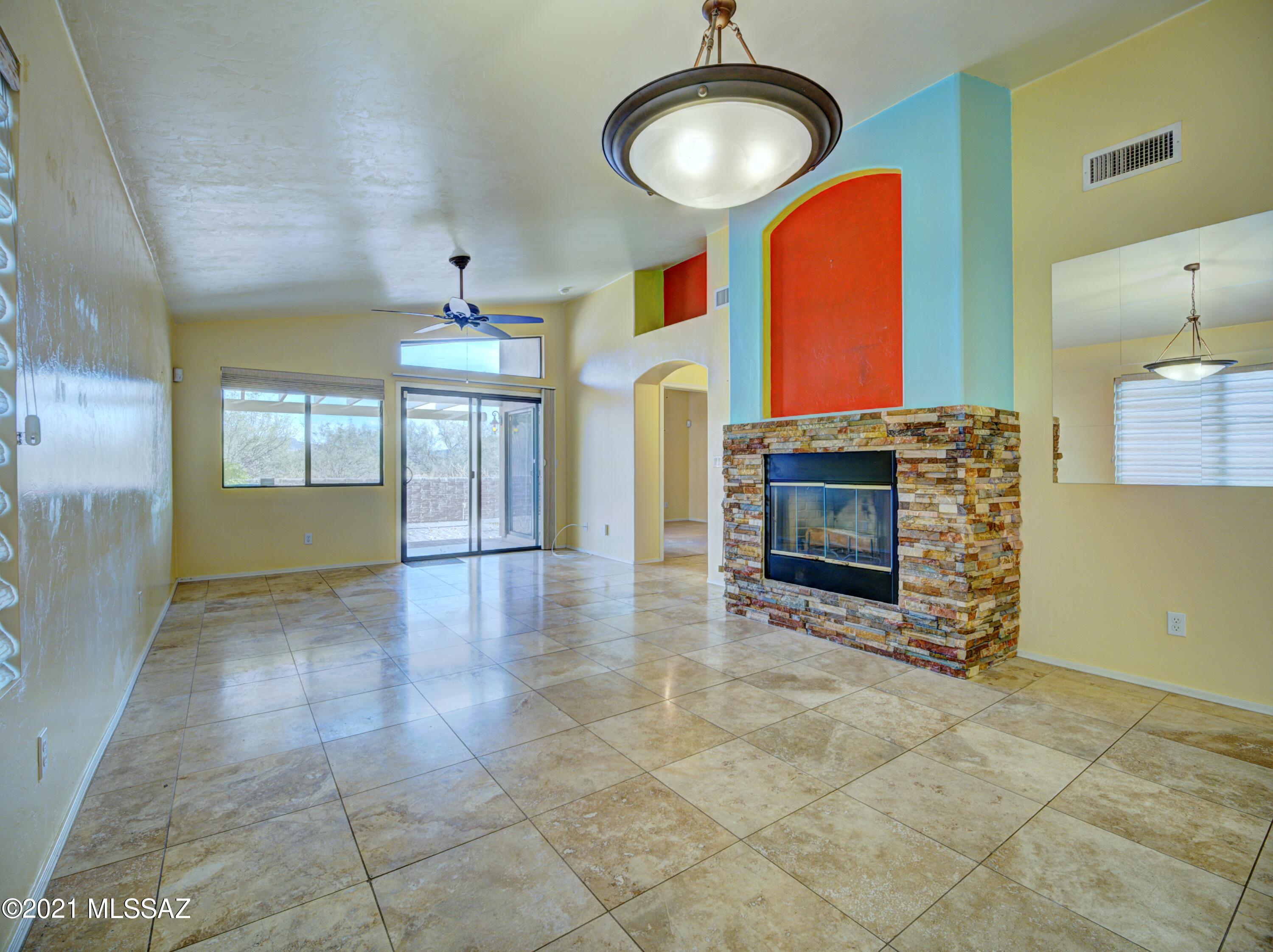 439 Colorado Court Rio Rico, AZ 85648 - Photo 11 of 25