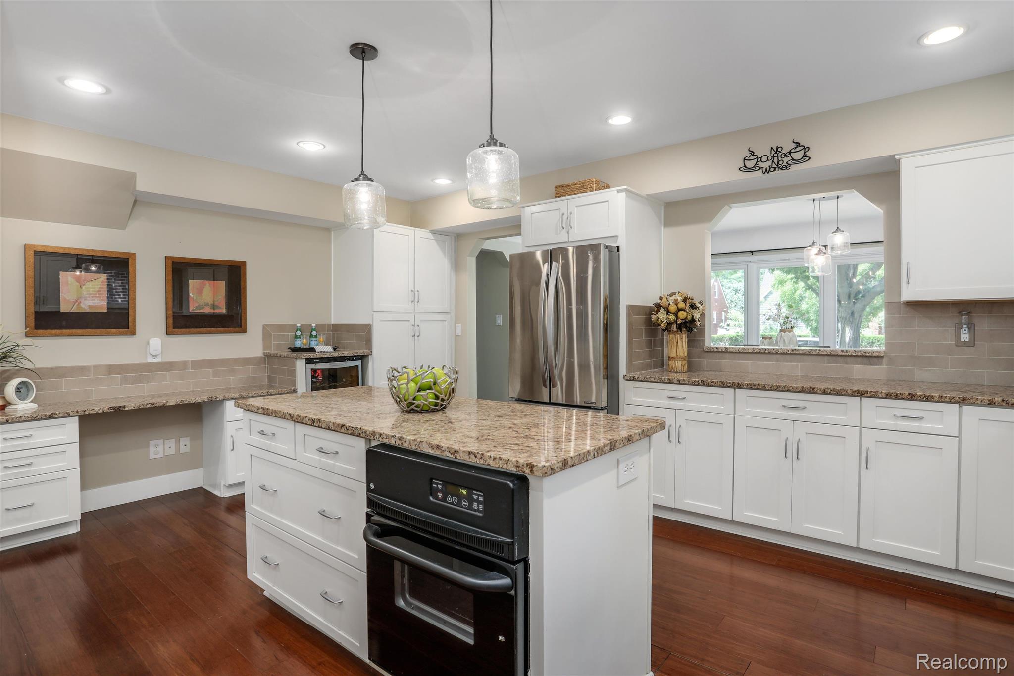 2422 Pembroke Road Birmingham, MI 48009 - Photo 11 of 36 Gallery Image 11