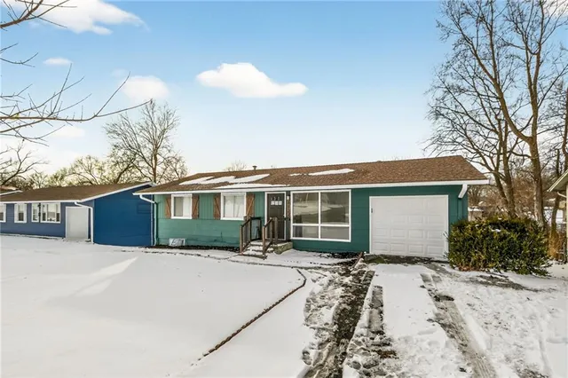 $210,000 | 8132 Sterling Avenue, Raytown, MO 64138