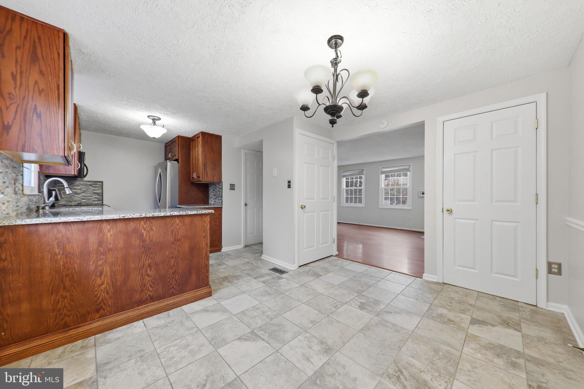 1709 Springhouse Court Frederick, MD 21702 - Photo 8 of 36 Dining Room
