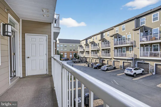 $524,900 | 45087 Cappamore Terrace, Sterling, VA 20166